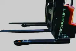 Electric Straddle Stacker - PSE12B/N SL